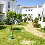 1 Bedroom In Mijas Costa דירה