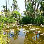 1 Bedroom In Mijas Costa דירה