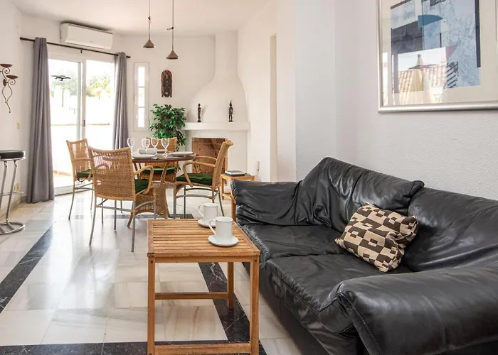 1 Bedroom In Mijas Costa *