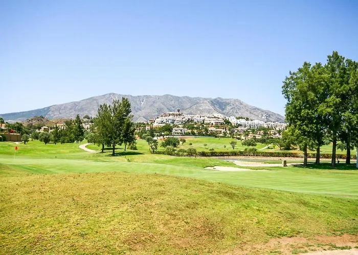 1 Bedroom In Mijas Costa Фуэнхирола