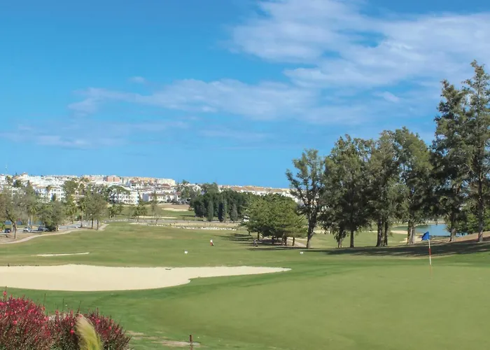 1 Bedroom In Mijas Costa Апартаменты Фуэнхирола